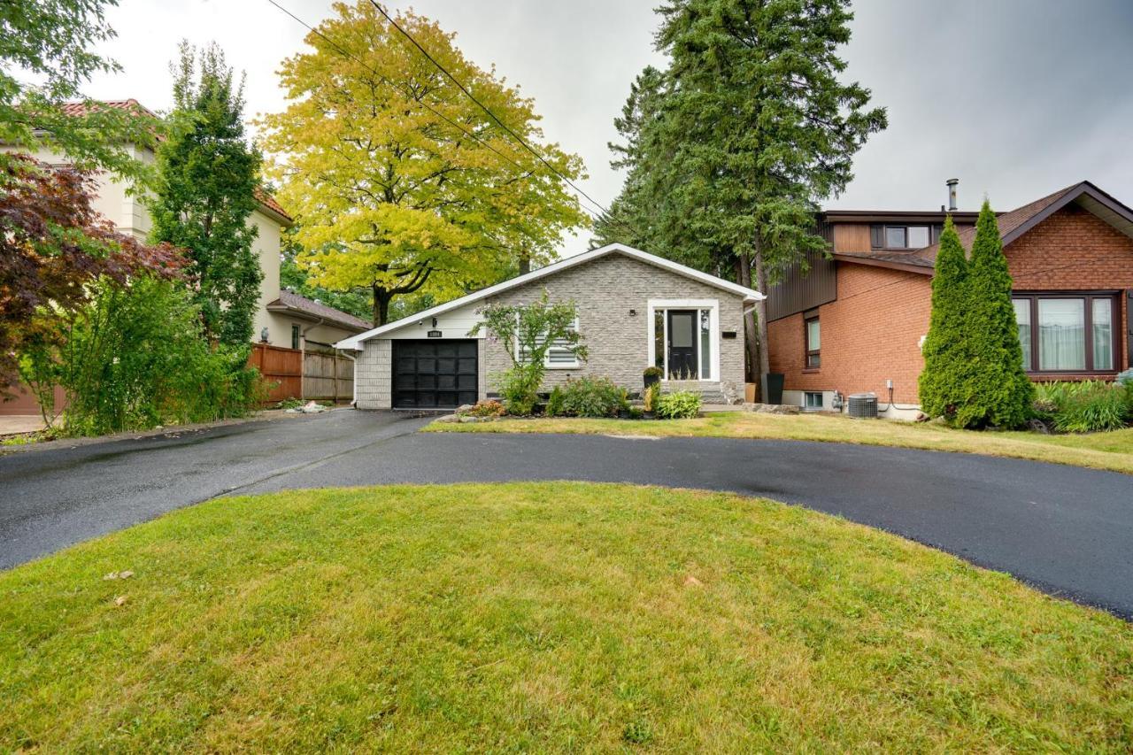 Furnished Family Home Near Toronto - Great Location Game Room - Backyard - Parking & Self Checkin 피커링 외부 사진