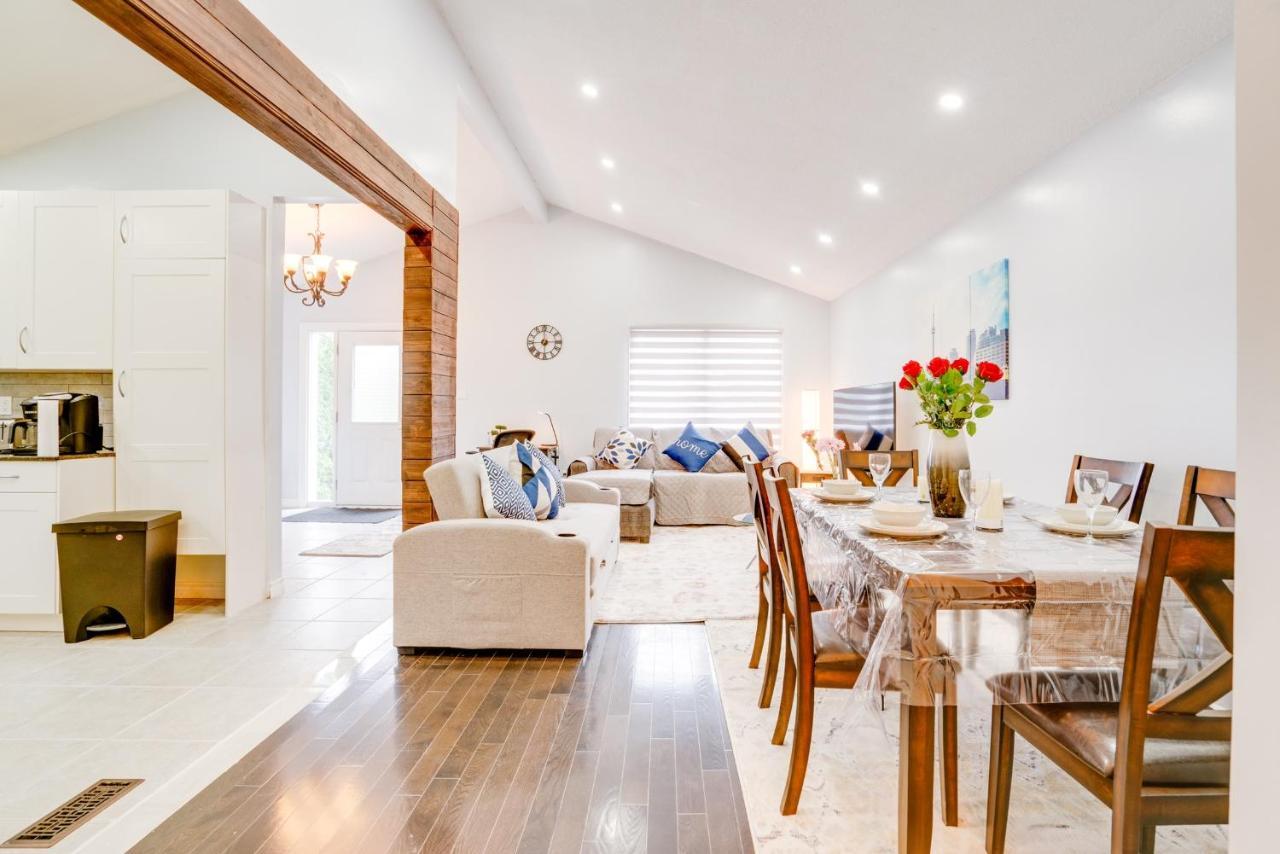 Furnished Family Home Near Toronto - Great Location Game Room - Backyard - Parking & Self Checkin 피커링 외부 사진